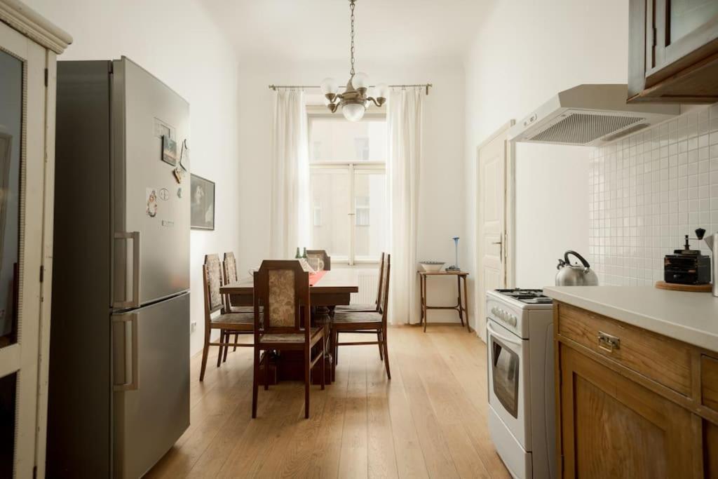 Artisan & Old-timey 2 Bedrooms Appartamento Praga