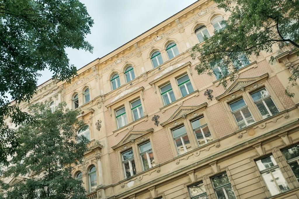 Appartamento Artisan & Old-timey 2 Bedrooms *
